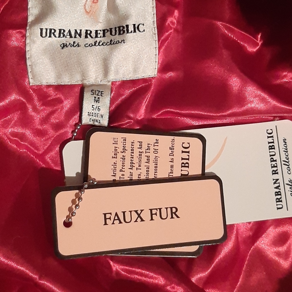 New Girls' Faux Fur Leopard Hooded Zip-Up Coat. - Picture 11 of 12